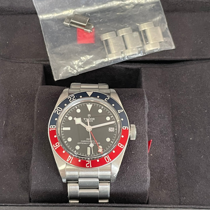 Tudor Black Bay GMT