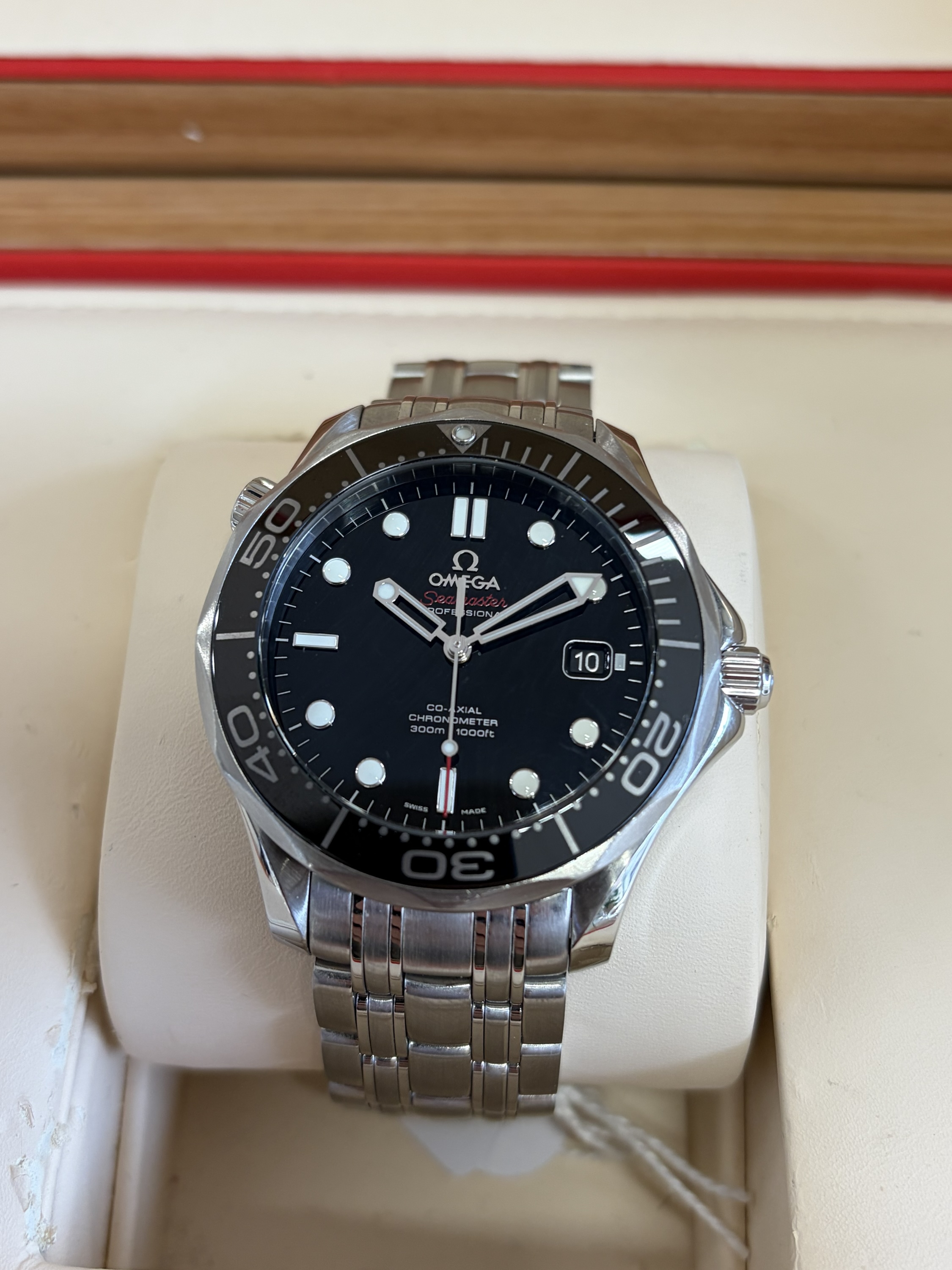 Omega Seamaster Diver 300M Co-Axial Omega Seamaster Diver 300M Co-Axial